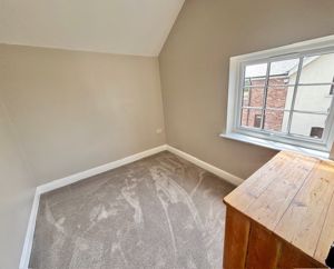 Bedroom- click for photo gallery